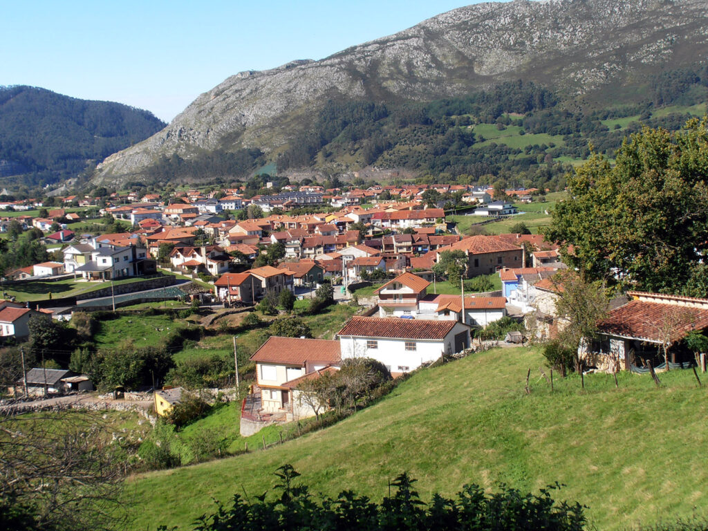 San Felices de Buelna - Tarriba